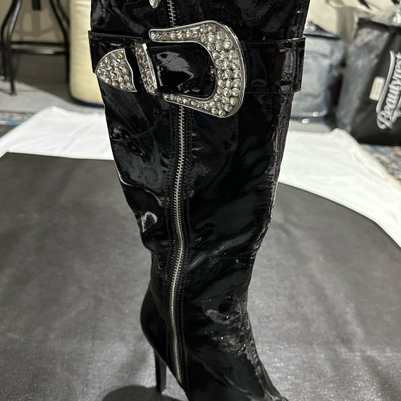 Black Patent Leather Boots with Diamond Stud Buckle, Size 8 - Picture 8 of 11